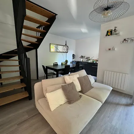 La Petite Citadine Proche Futuroscope Feriehus