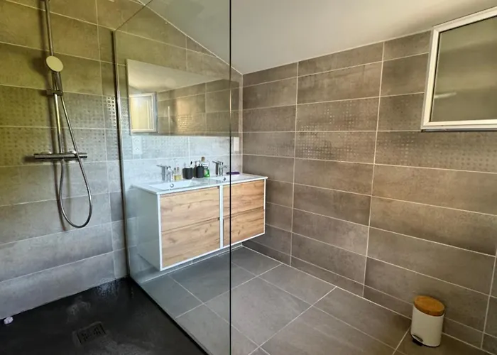 La Petite Citadine Proche Futuroscope * Πουατιέ